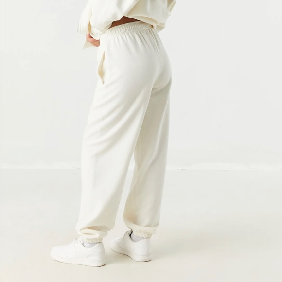 Brown Sweatpants - Picture 3 of 4